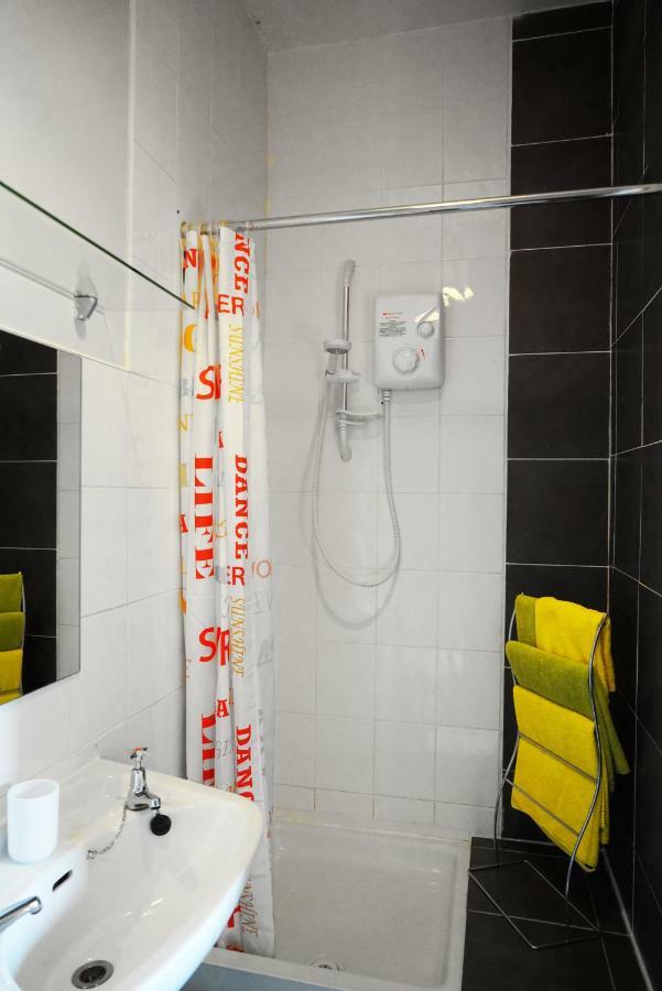 The Keep Guesthouse Carrickfergus Extérieur photo